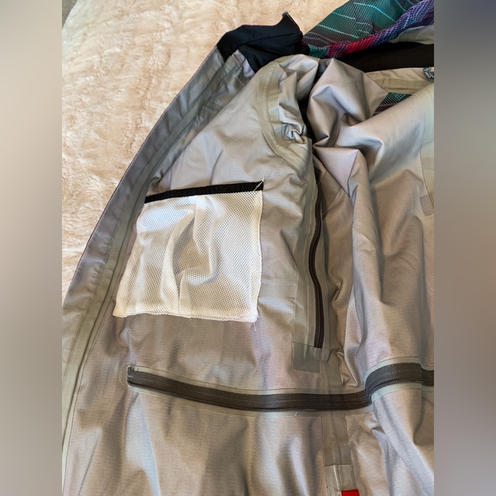Spyder Ski Jacket, M, Like New. - Picture 10 of 16